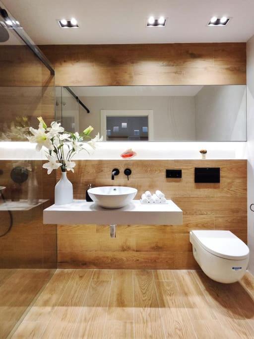 Increible Apartamento De Lujo En 特拉萨 外观 照片