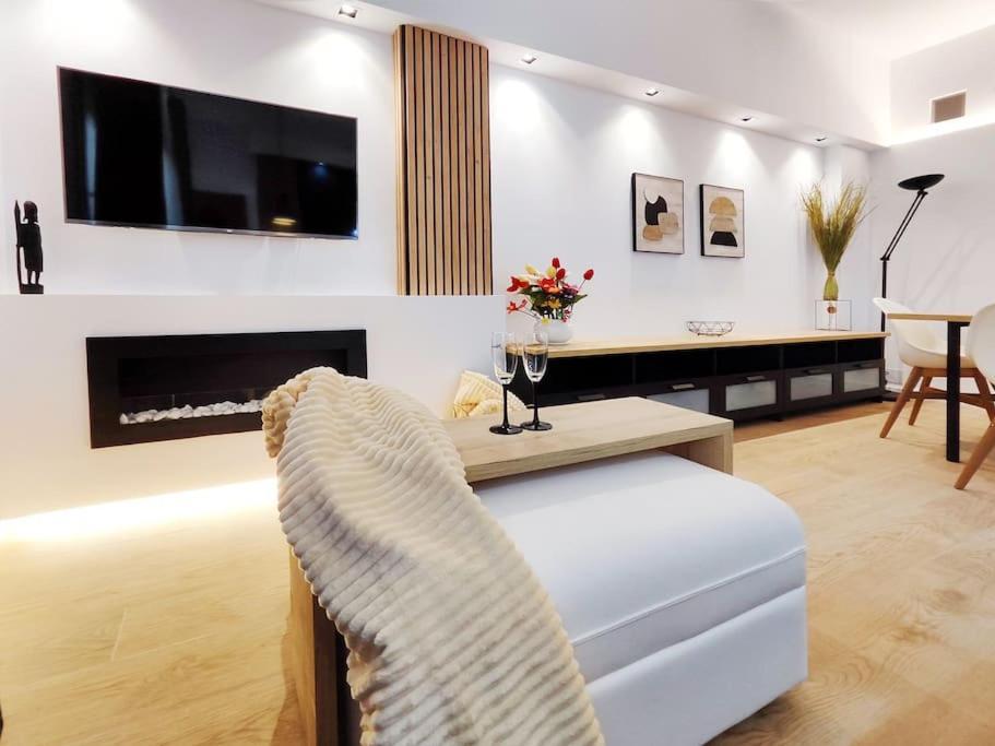 Increible Apartamento De Lujo En 特拉萨 外观 照片